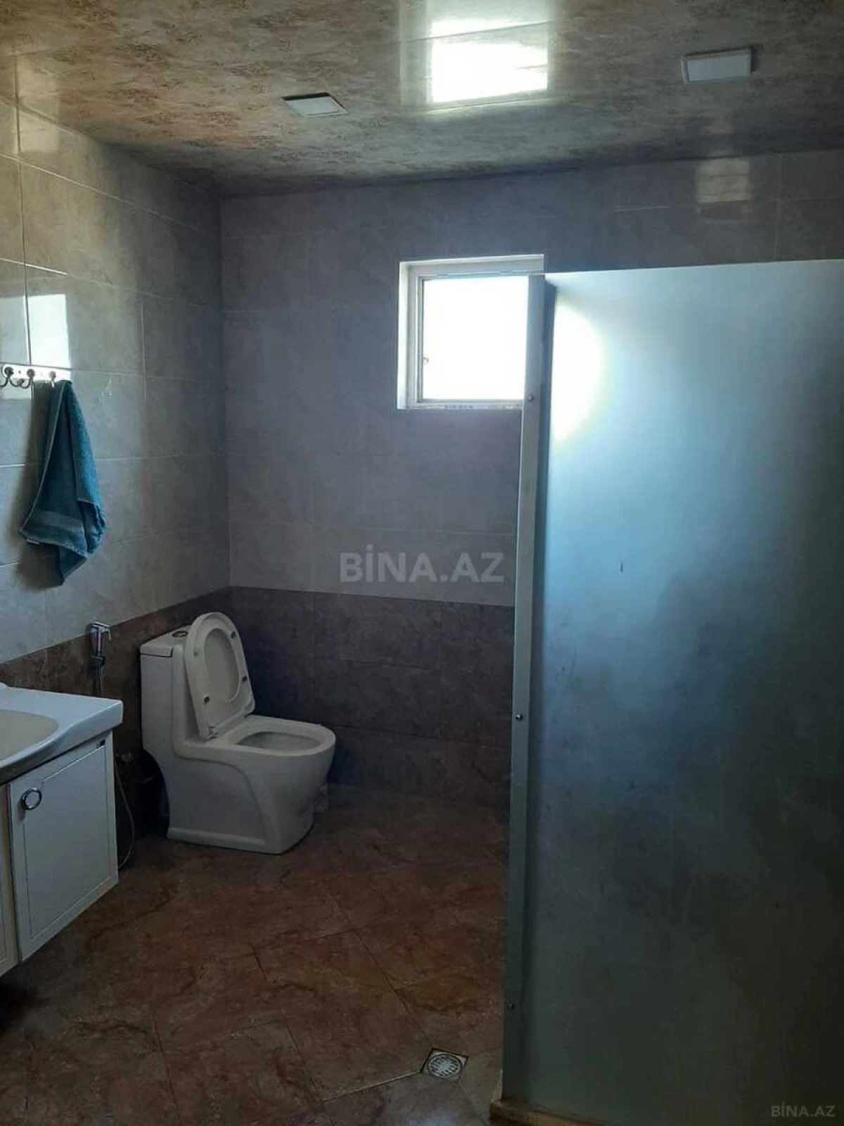 Satılır obyekt 500 m²