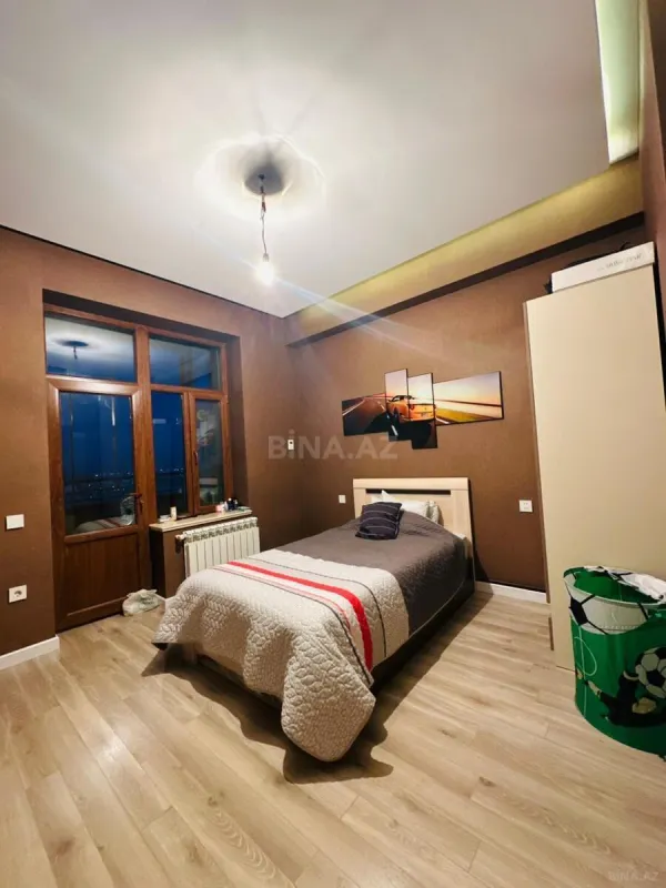Satılır 3 otaqlı mənzil 83 m²