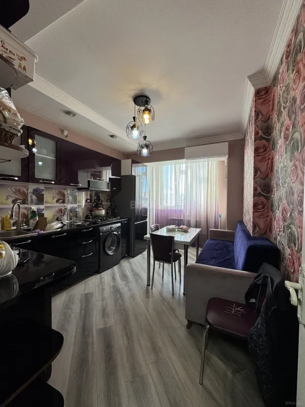 Satılır 2 otaqlı mənzil 60 m²