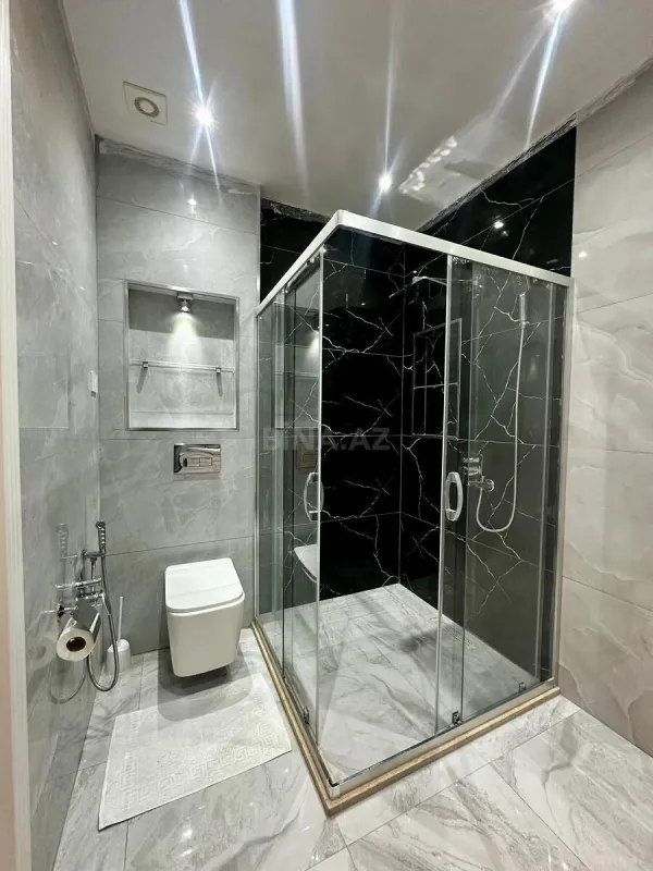 Satılır 2 otaqlı mənzil 67 m²