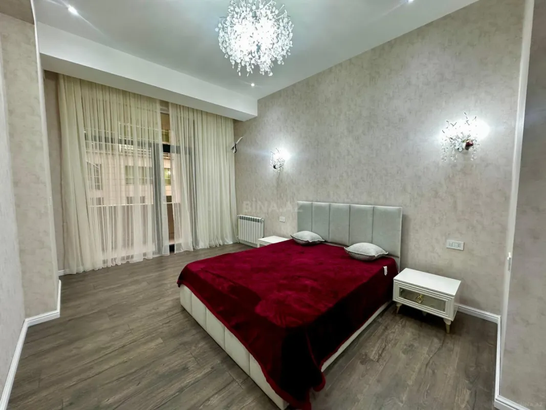 Satılır 2 otaqlı mənzil 67 m²