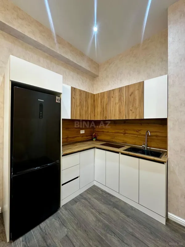 Satılır 2 otaqlı mənzil 67 m²