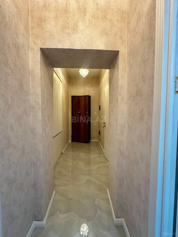 Satılır 2 otaqlı mənzil 67 m²