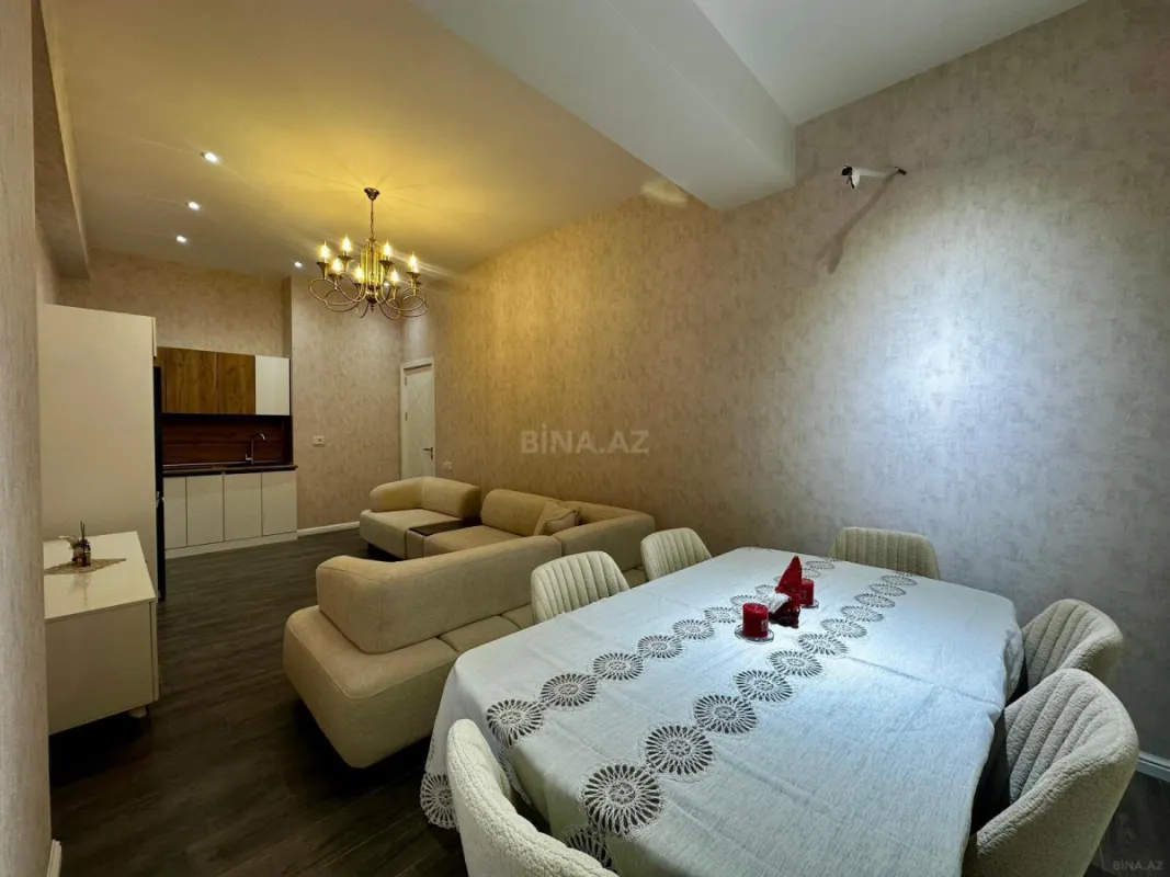 Satılır 2 otaqlı mənzil 67 m²