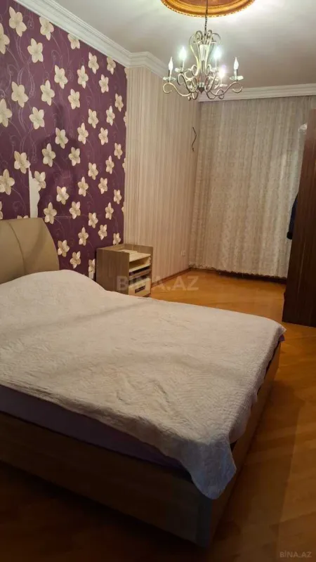 Satılır 3 otaqlı mənzil 92 m²