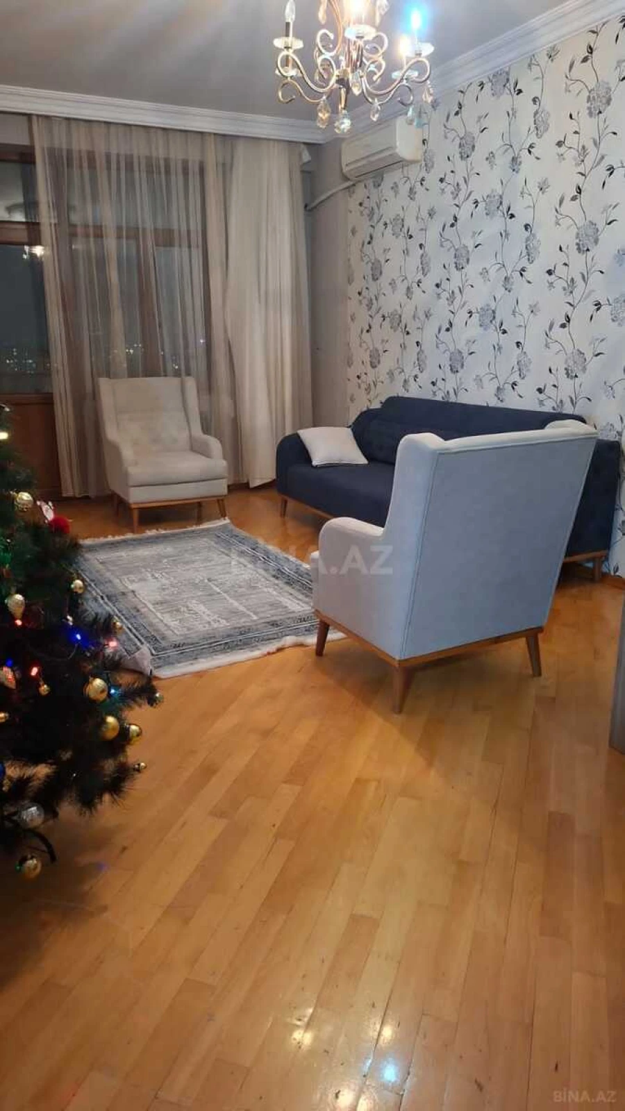 Satılır 3 otaqlı mənzil 92 m²