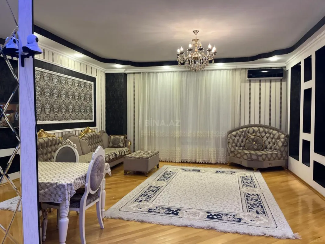Satılır 3 otaqlı mənzil 110 m²