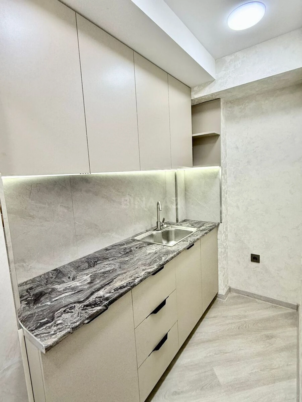 Satılır 2 otaqlı mənzil 35 m²