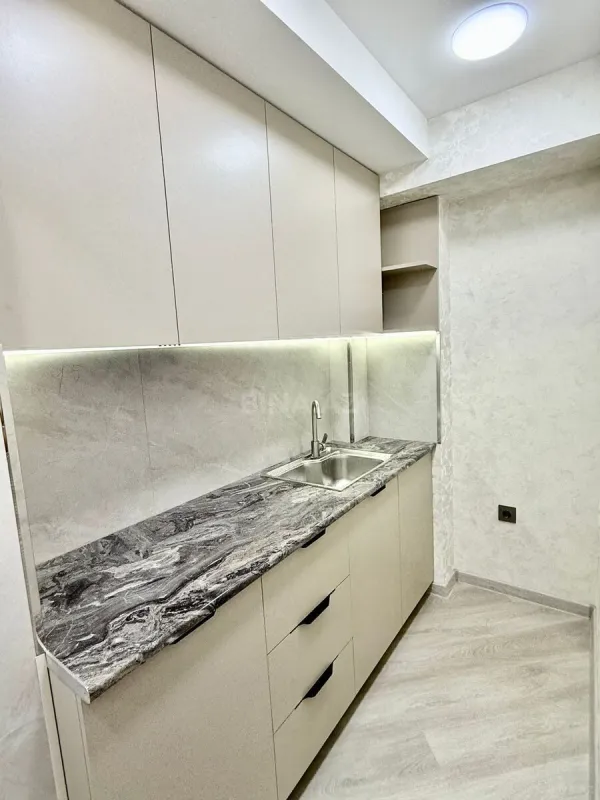 Satılır 2 otaqlı mənzil 35 m²