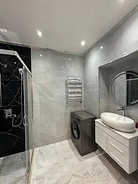 Satılır 2 otaqlı mənzil 66.7 m²