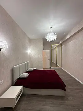 Satılır 2 otaqlı mənzil 66.7 m²