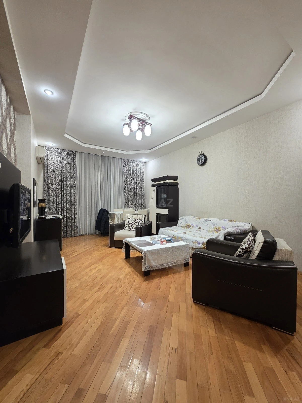 Satılır 3 otaqlı mənzil 110 m²