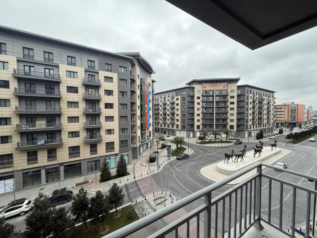 Kirayə verilir 4 otaqlı ofis 140 m²