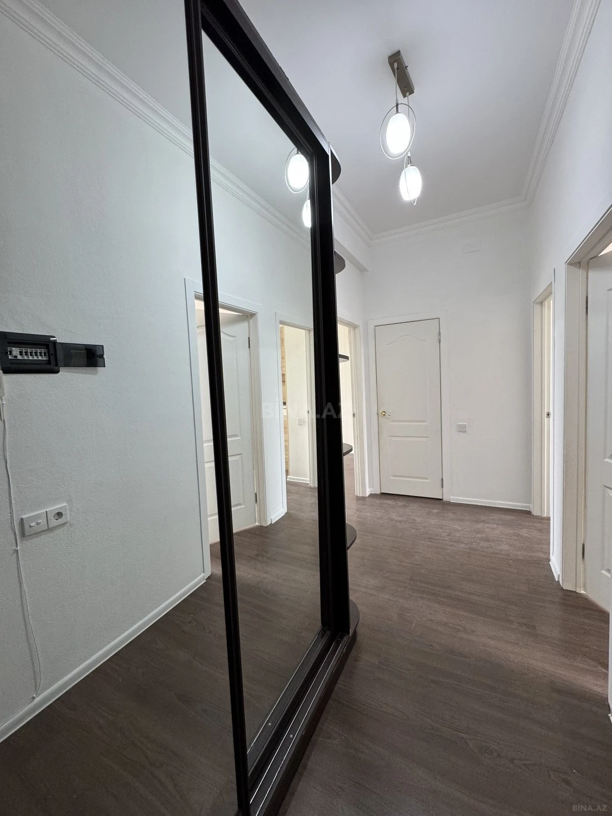 Kirayə verilir 2 otaqlı mənzil 60 m²