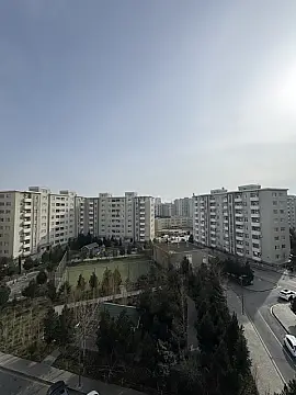 Kirayə verilir 2 otaqlı mənzil 60 m²