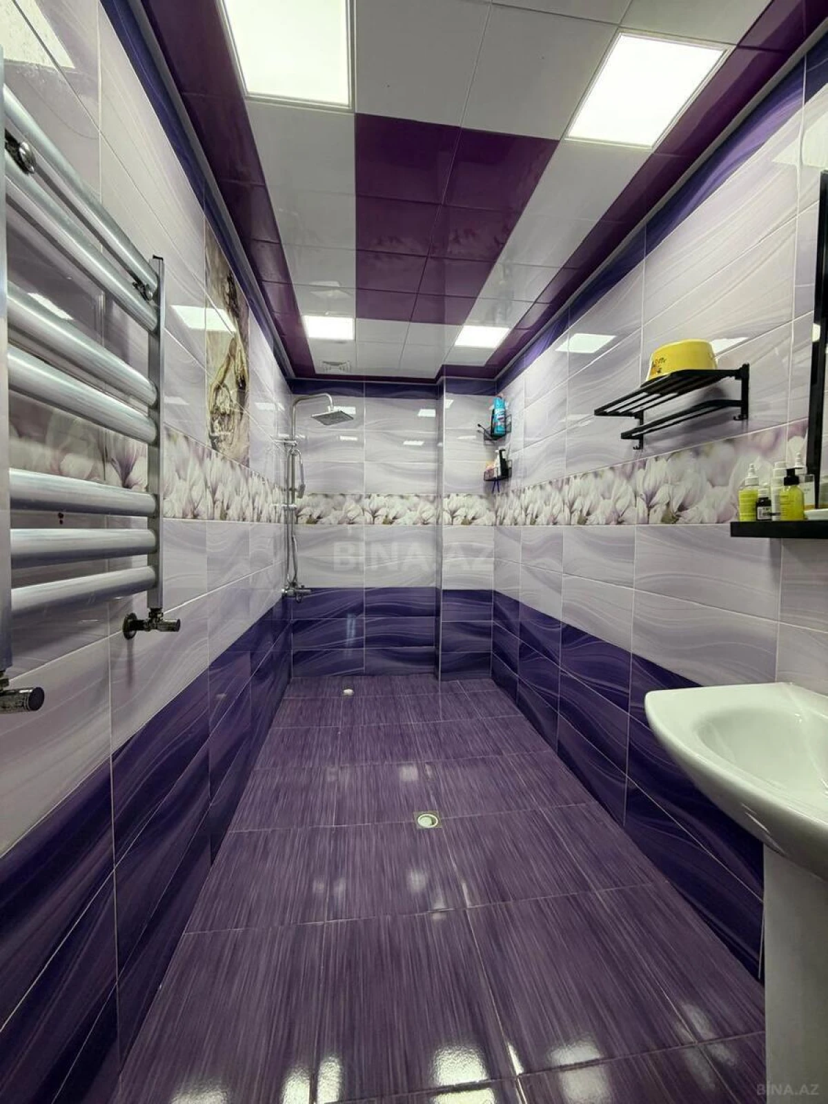 Satılır 3 otaqlı mənzil 128 m²