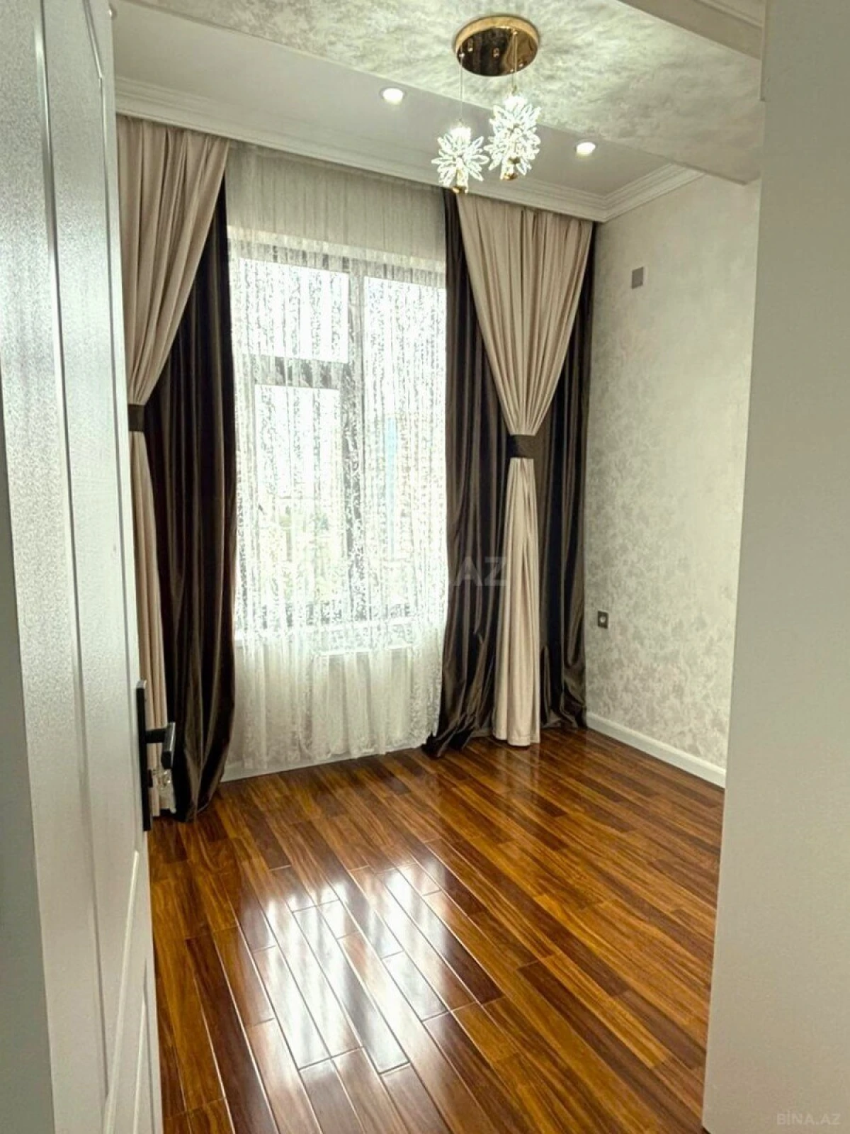 Satılır 3 otaqlı mənzil 80 m²