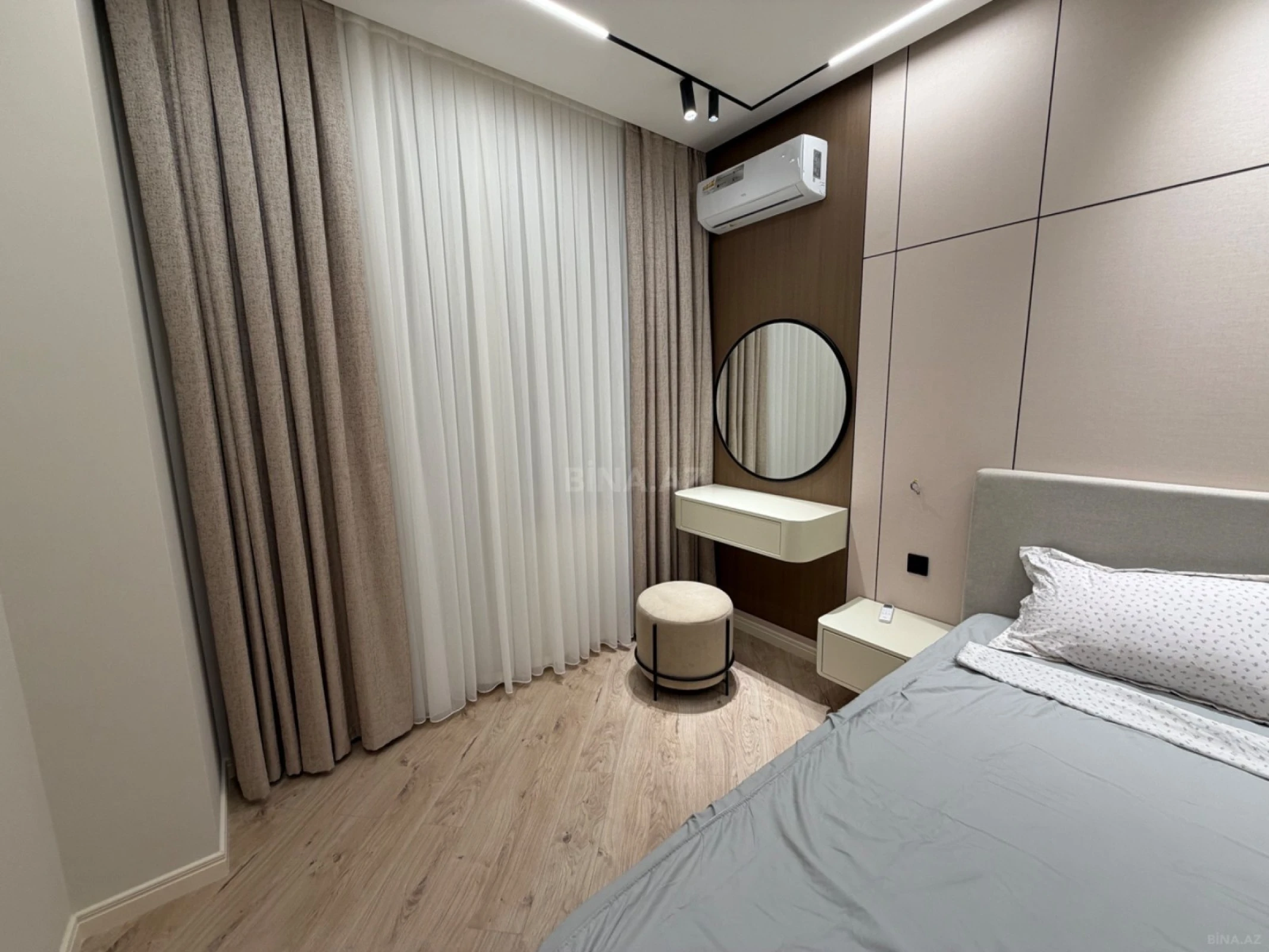 Kirayə verilir 3 otaqlı mənzil 135 m²