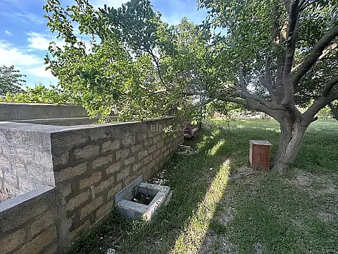 Satılır torpaq sahəsi 6 m²