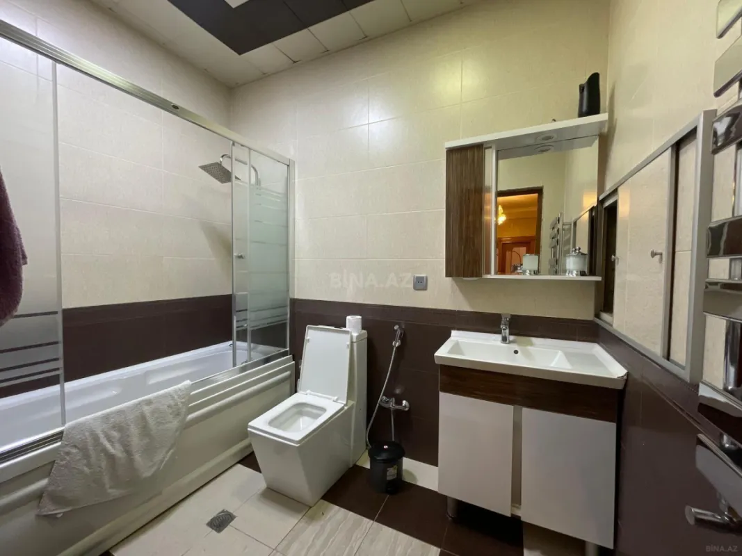 Kirayə verilir 2 otaqlı mənzil 116 m²