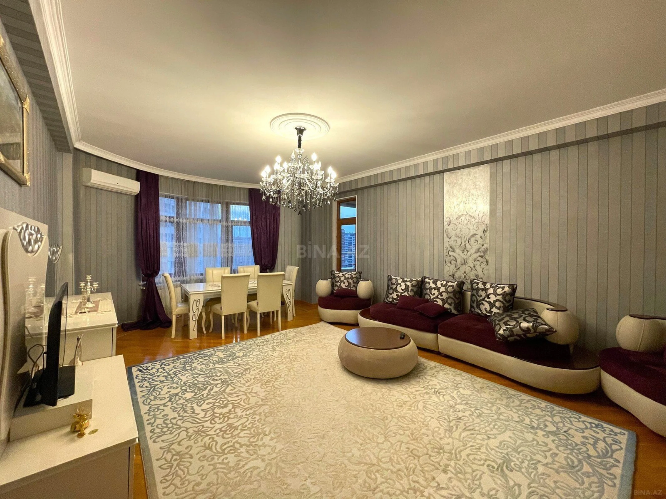 Kirayə verilir 2 otaqlı mənzil 116 m²
