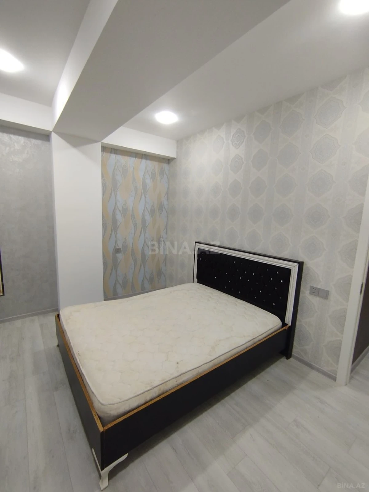 Satılır 3 otaqlı mənzil 81 m²