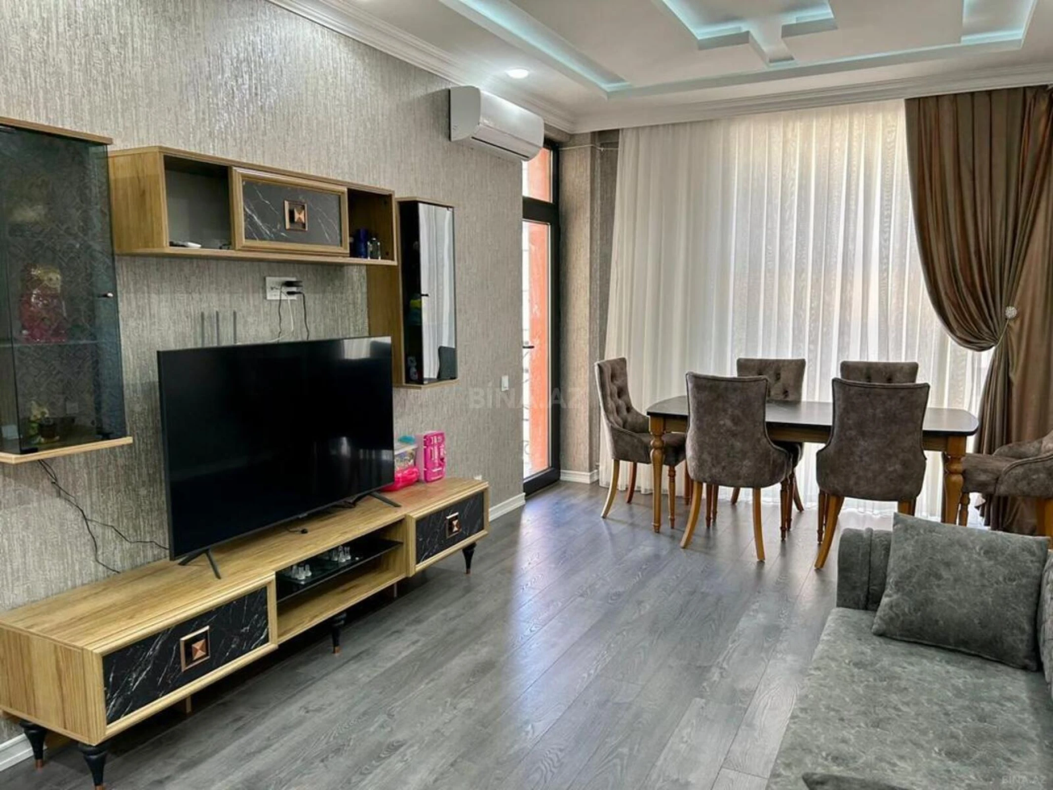 Satılır 2 otaqlı mənzil 60 m²