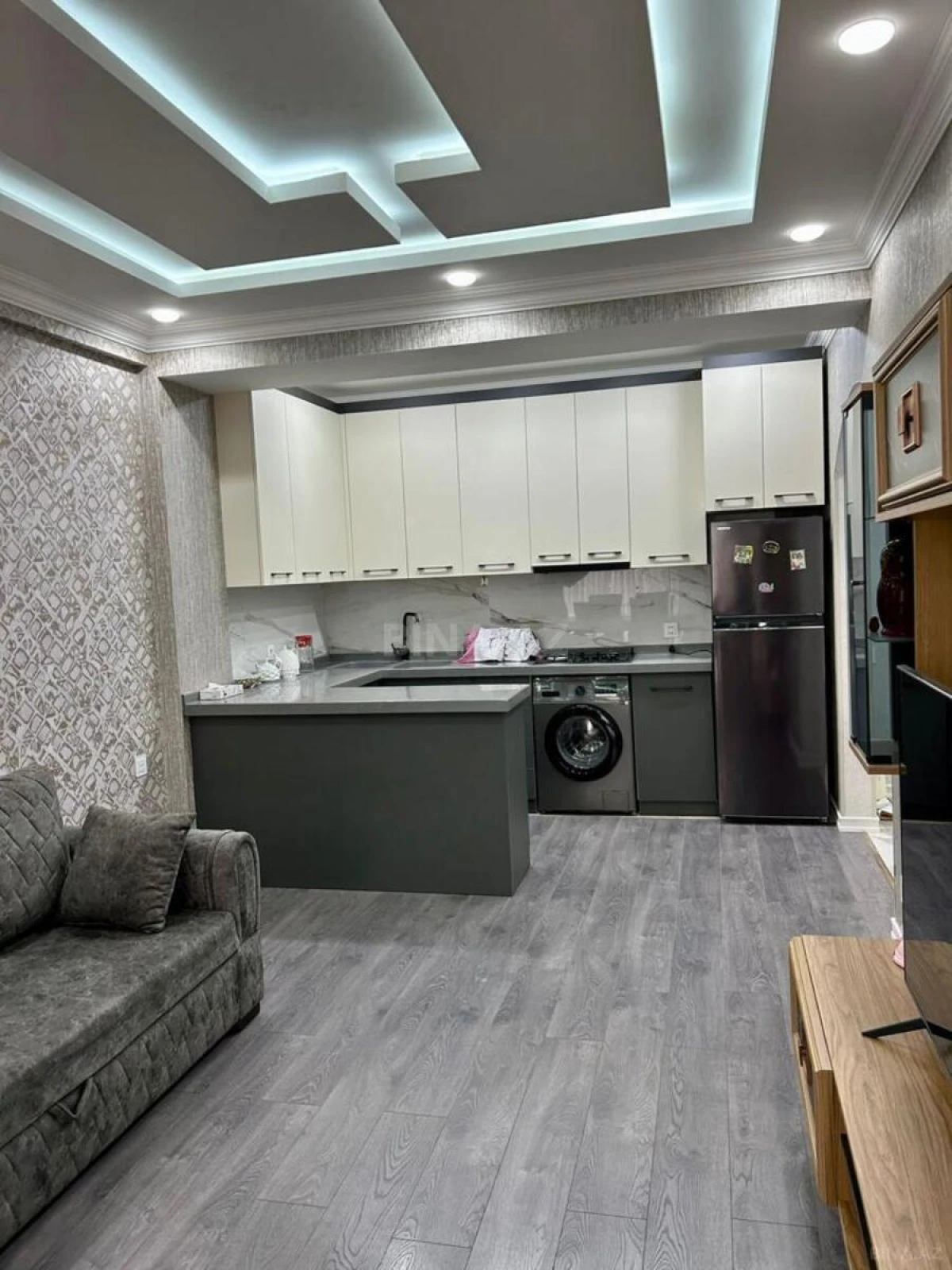 Satılır 2 otaqlı mənzil 60 m²