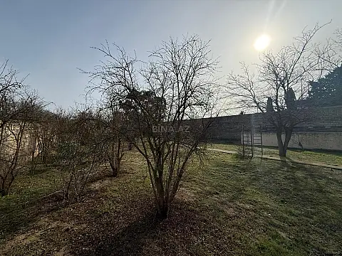 Satılır torpaq sahəsi 60 m²