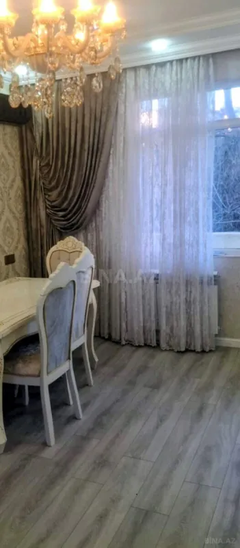 Satılır 2 otaqlı mənzil 53 m²