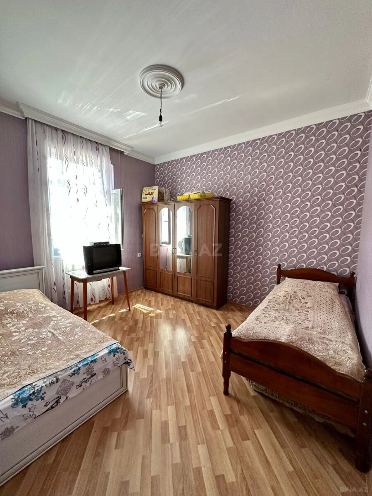 Satılır 5 otaqlı həyət evi 200 m²