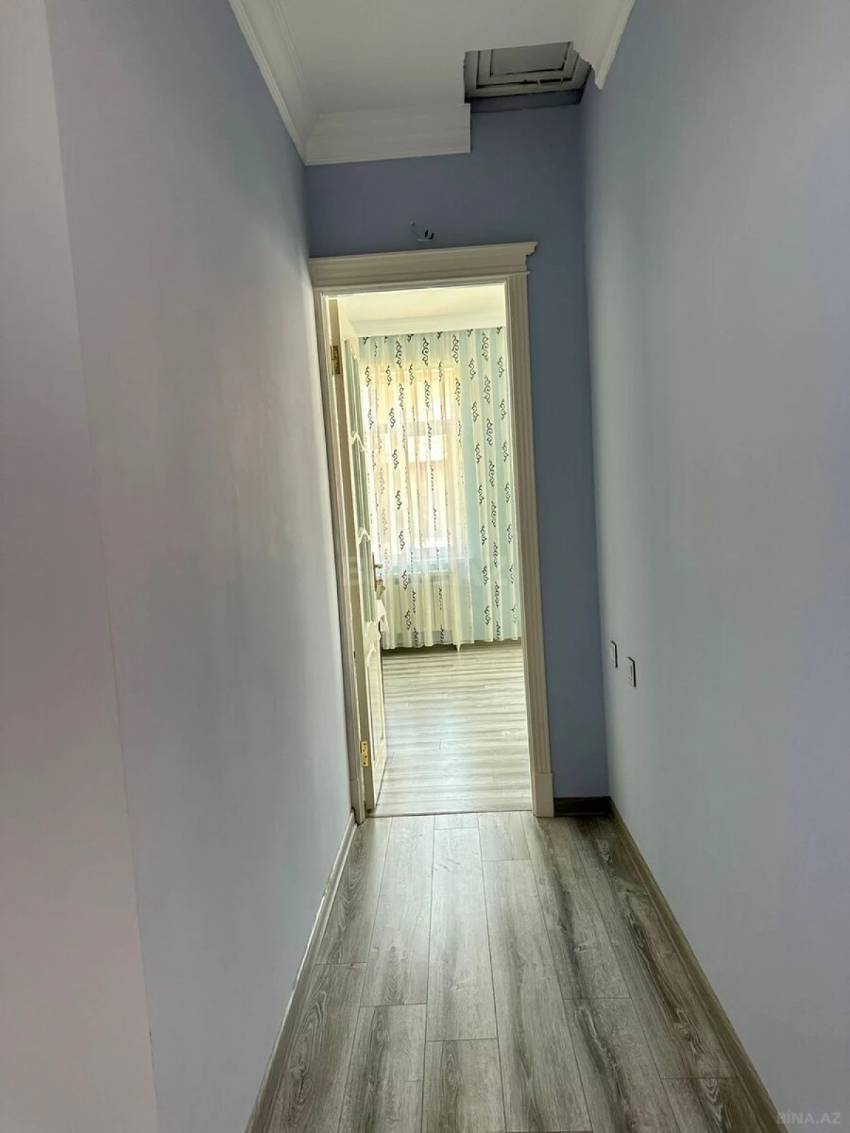 Satılır 5 otaqlı həyət evi 200 m²