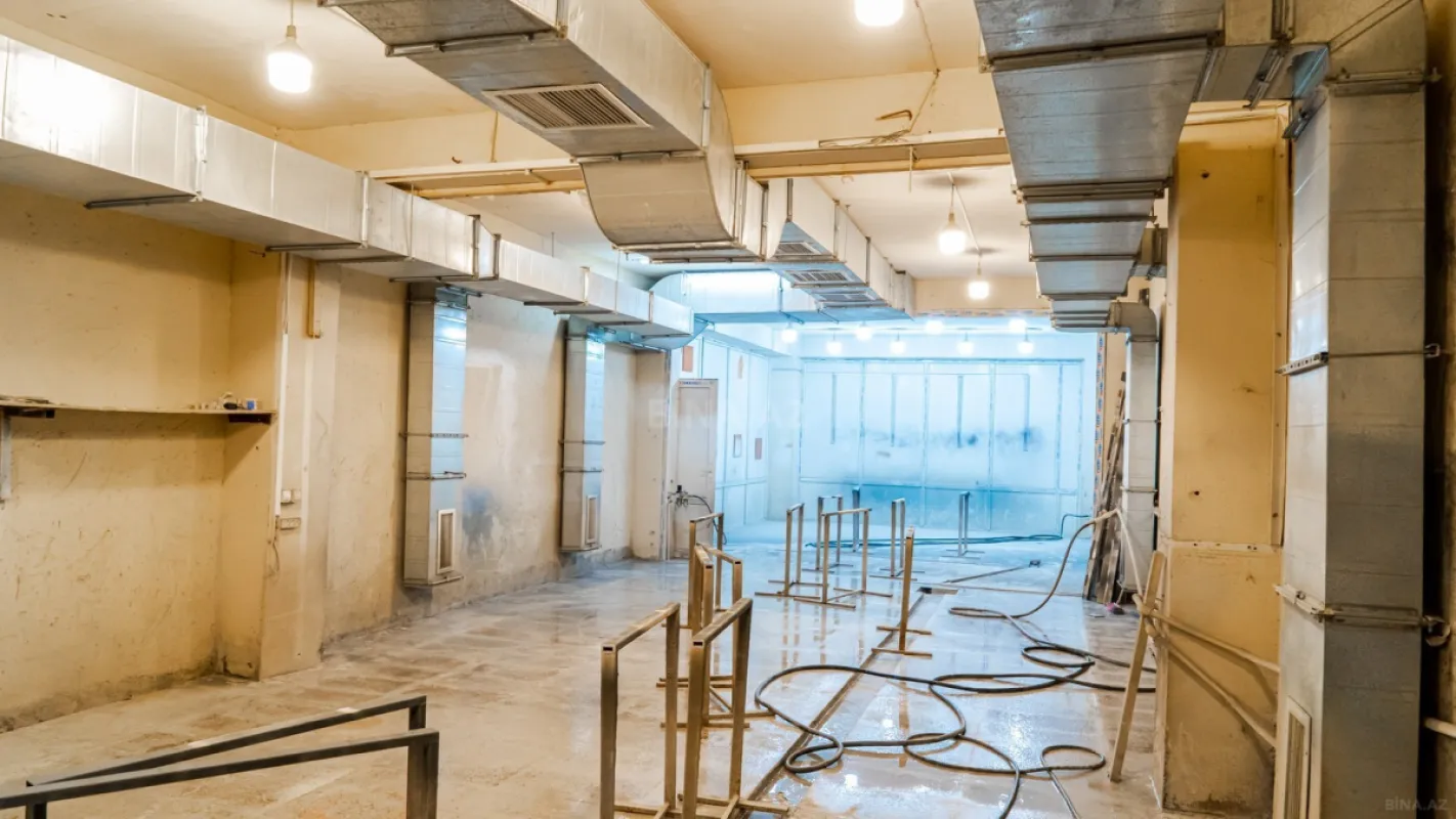 Satılır obyekt 2200 m²