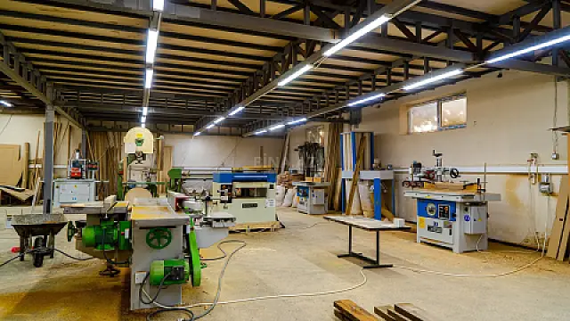 Satılır obyekt 2200 m²