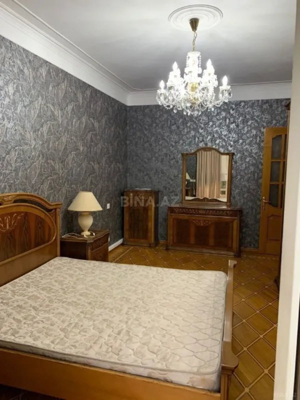 Satılır 3 otaqlı mənzil 85 m²