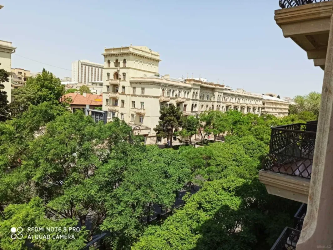 Satılır 3 otaqlı mənzil 85 m²