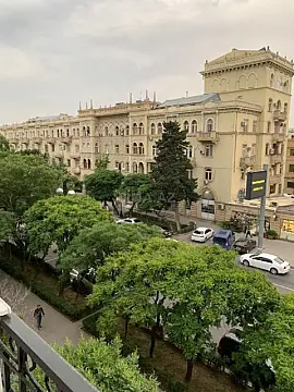 Satılır 3 otaqlı mənzil 85 m²