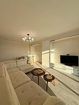 Kirayə verilir 3 otaqlı mənzil 140 m²