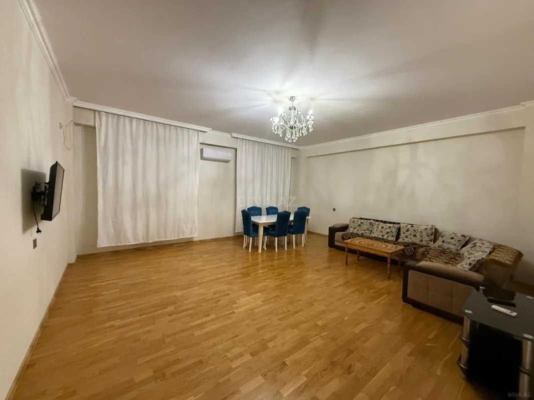 Kirayə verilir 3 otaqlı mənzil 120 m²