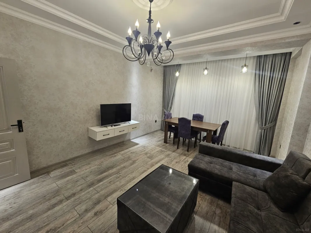 Kirayə verilir 2 otaqlı mənzil 85 m²