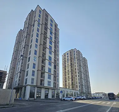 Kirayə verilir 2 otaqlı mənzil 85 m²