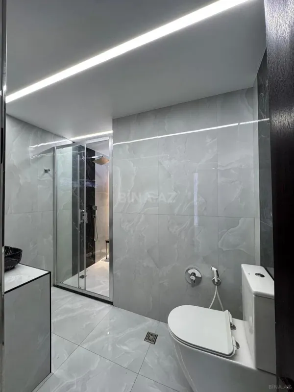 Satılır 3 otaqlı mənzil 150 m²