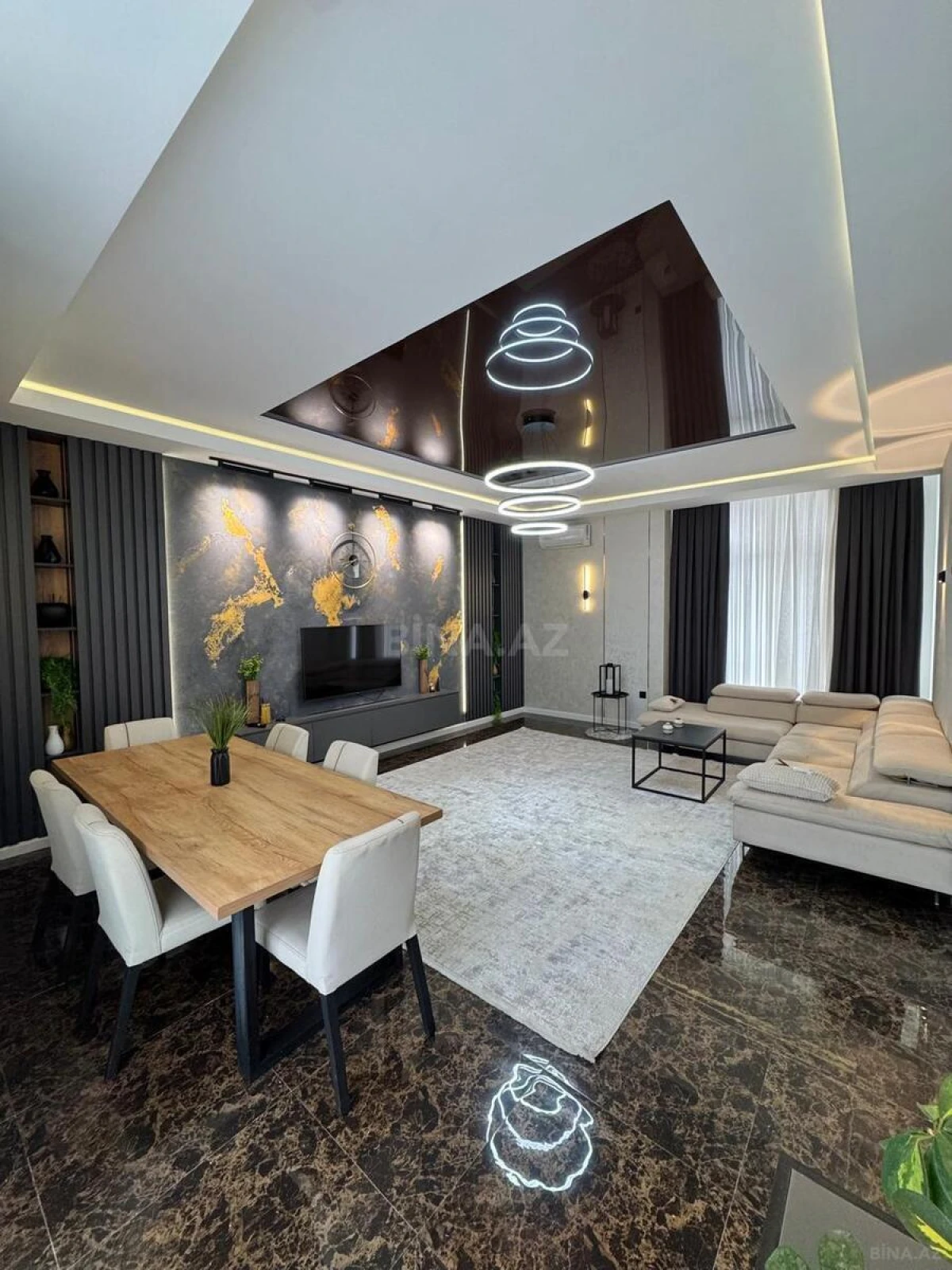 Satılır 3 otaqlı mənzil 150 m²