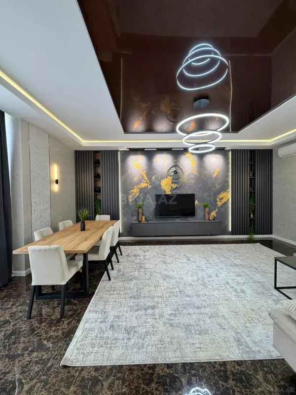 Satılır 3 otaqlı mənzil 150 m²