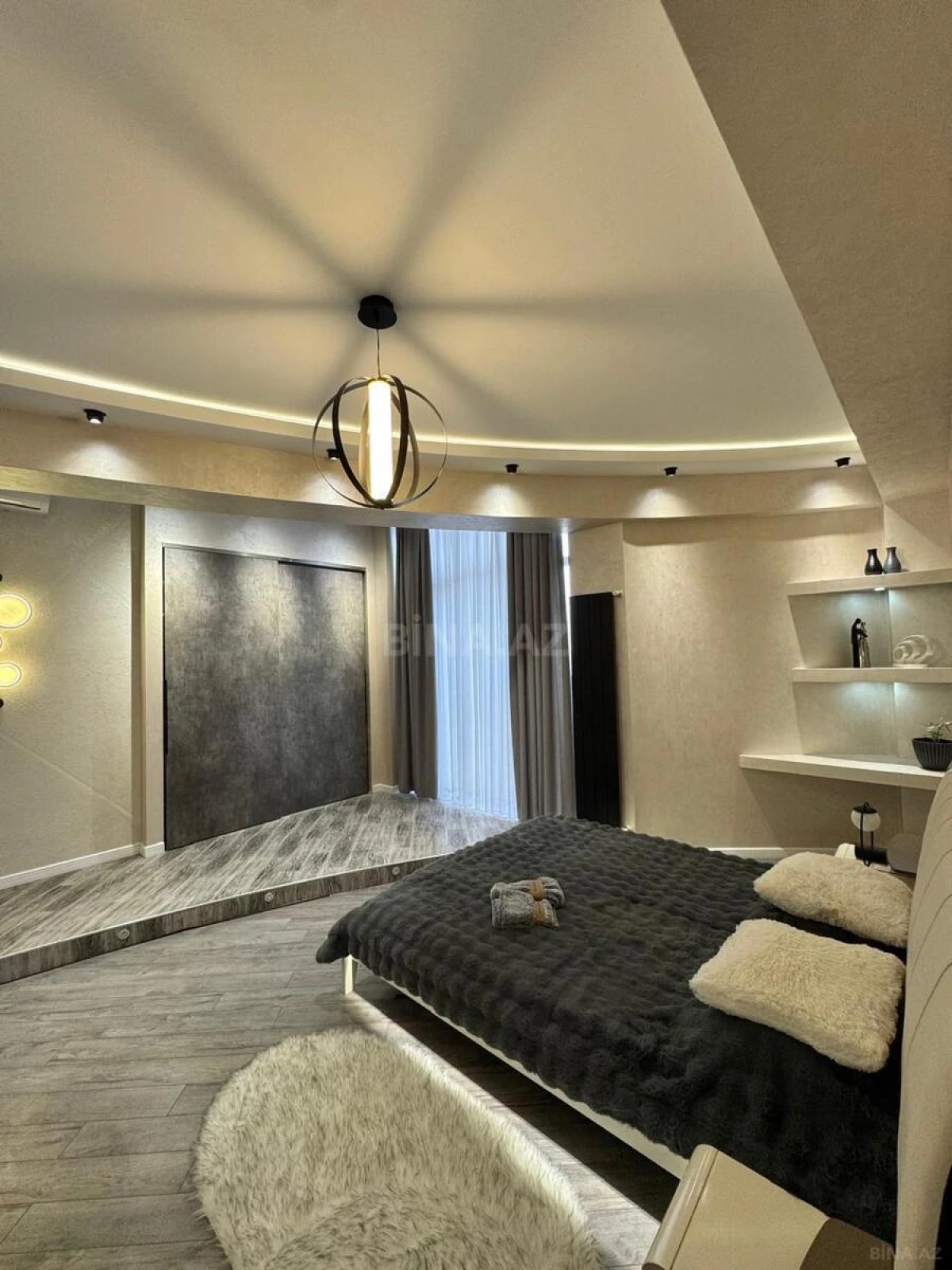 Satılır 3 otaqlı mənzil 150 m²