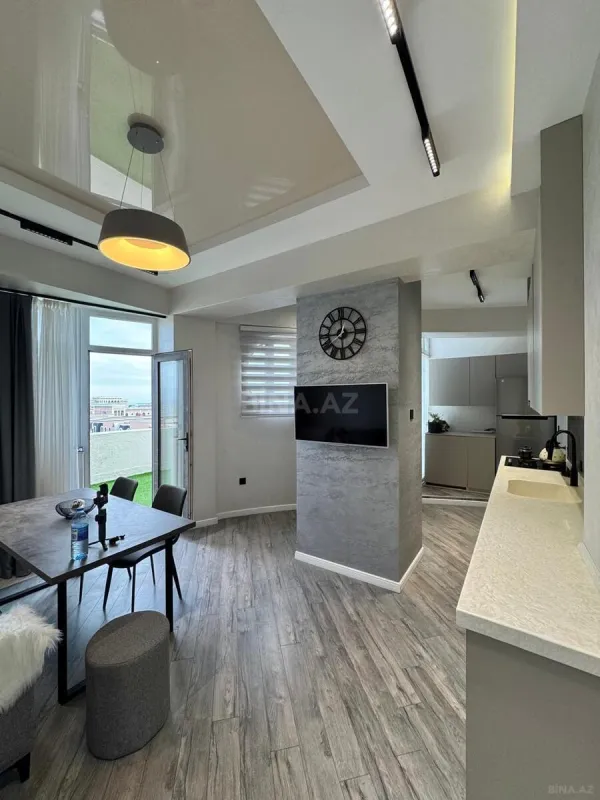 Satılır 3 otaqlı mənzil 150 m²