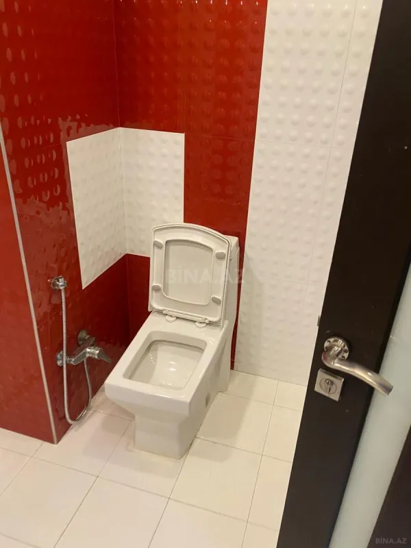 Satılır 3 otaqlı mənzil 115 m²