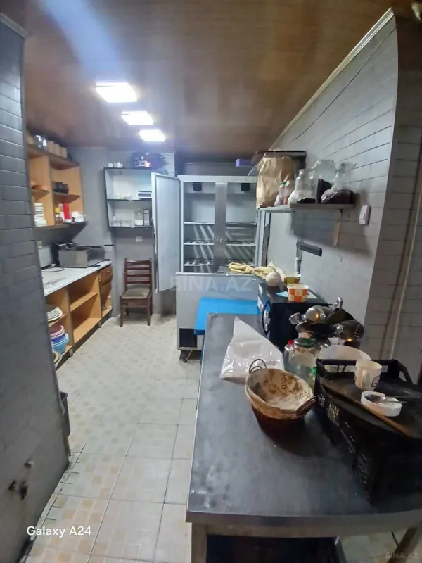 Kirayə verilir obyekt 200 m²