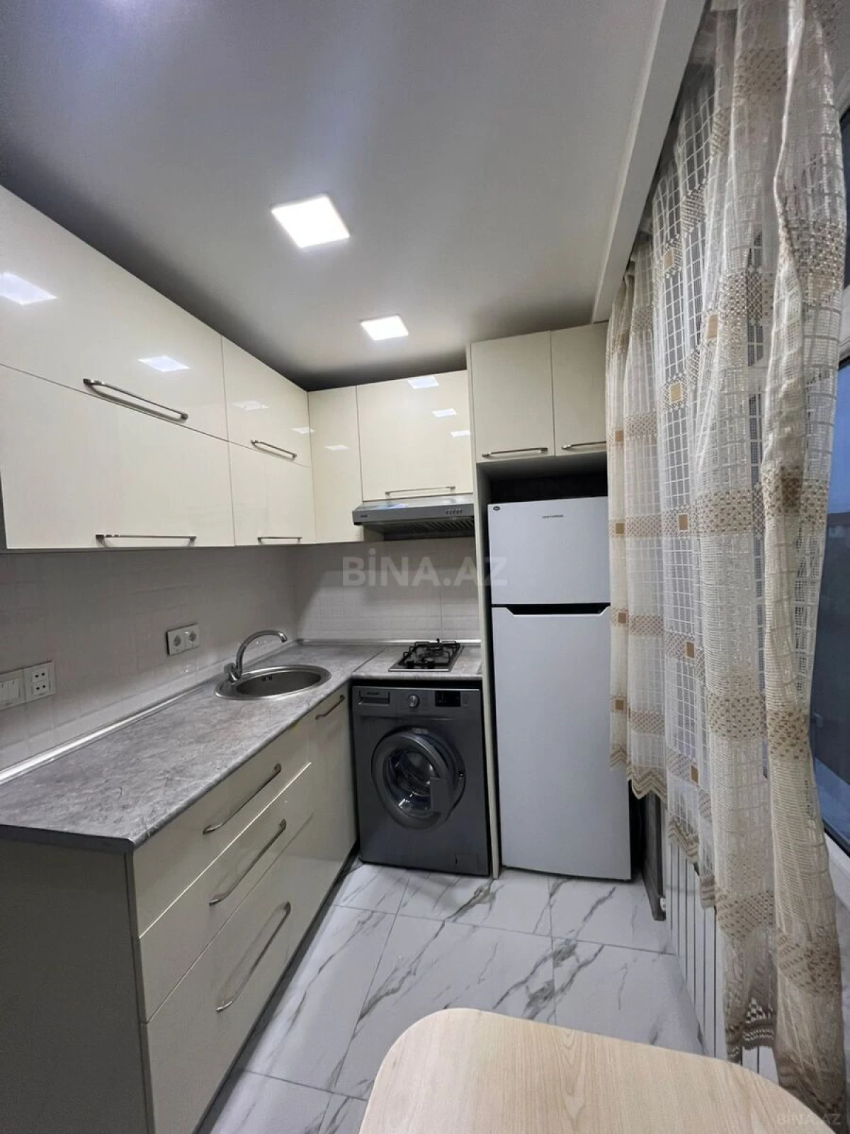 Satılır 1 otaqlı mənzil 35 m²