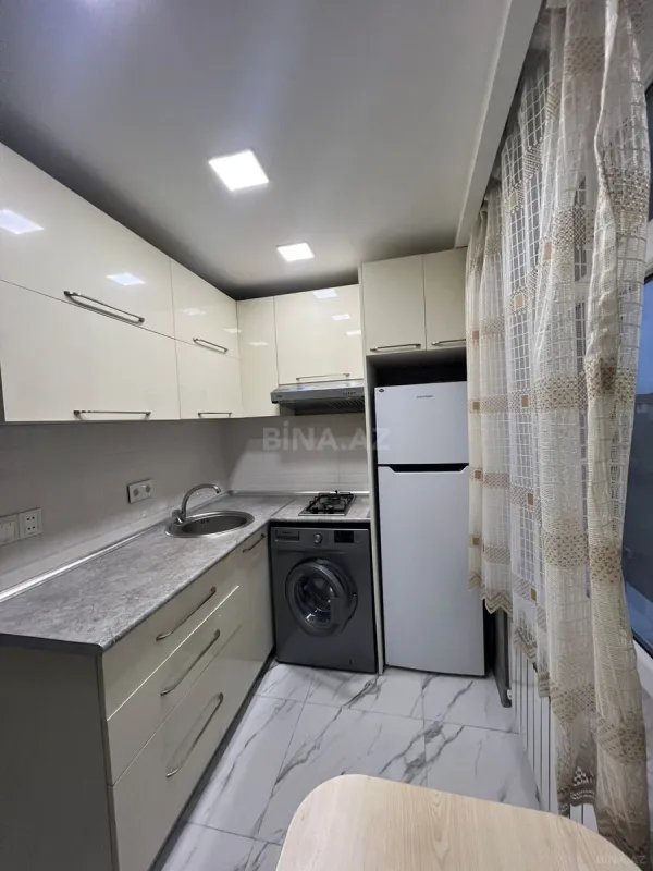 Satılır 1 otaqlı mənzil 35 m²